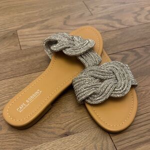 Cape Robbin Silver Knotted Sandals